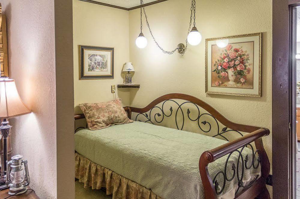 Highland Glen Lodge B&B Anchorage Ngoại thất bức ảnh