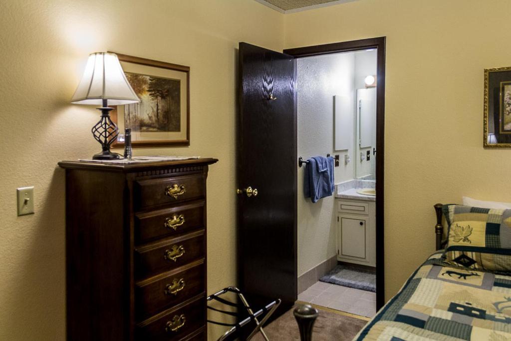 Highland Glen Lodge B&B Anchorage Ngoại thất bức ảnh